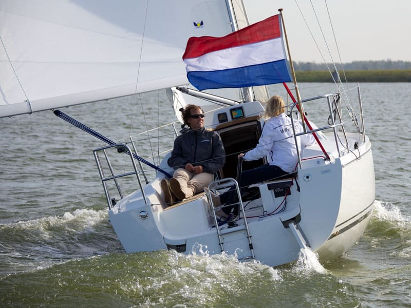 WINNER 8 ELECTRIC - Winner Yachts - zeitlose Segelyachten